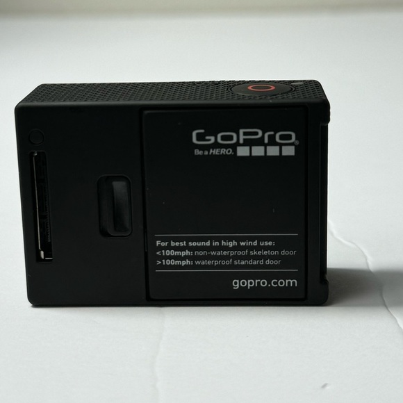 GoPro Hero Silver Edition with case - Picture 4 of 6